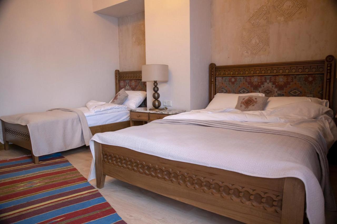 Boutique Ethno Hotel 久姆里 外观 照片