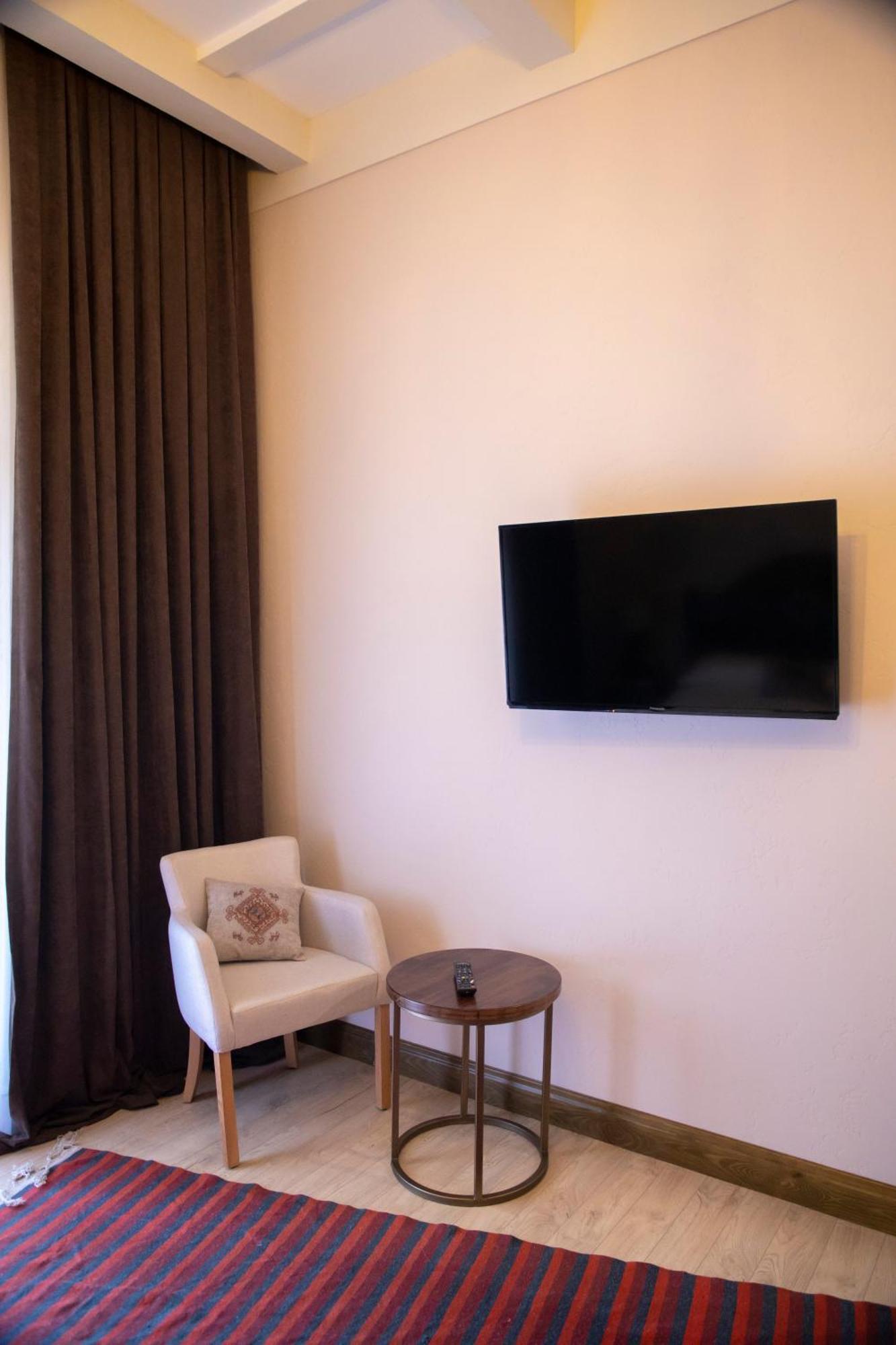 Boutique Ethno Hotel 久姆里 外观 照片